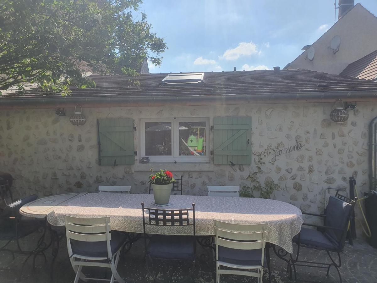 Wisteria Cottage Fleurines Екстериор снимка
